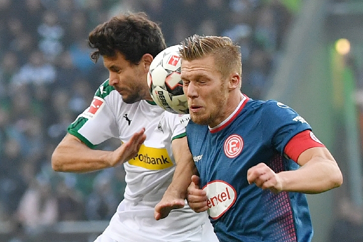 拉菲尼亚金球第五是否不公平？莱万：其实这些排名不能太当真