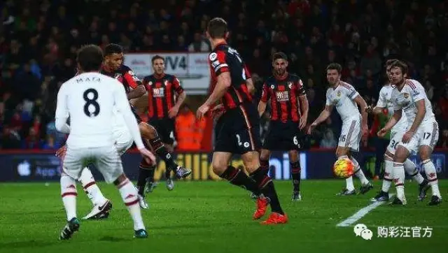 霍伊伦德：从曼联到那不勒斯的传奇转变