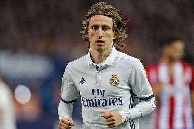 12战砍311分！杜兰特成为火箭队史最快达成三百分的球员